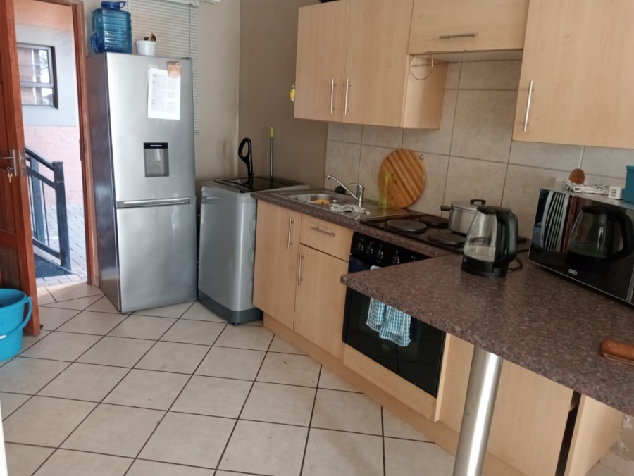 1 Bedroom Property for Sale in Vredenhof Sh Free State